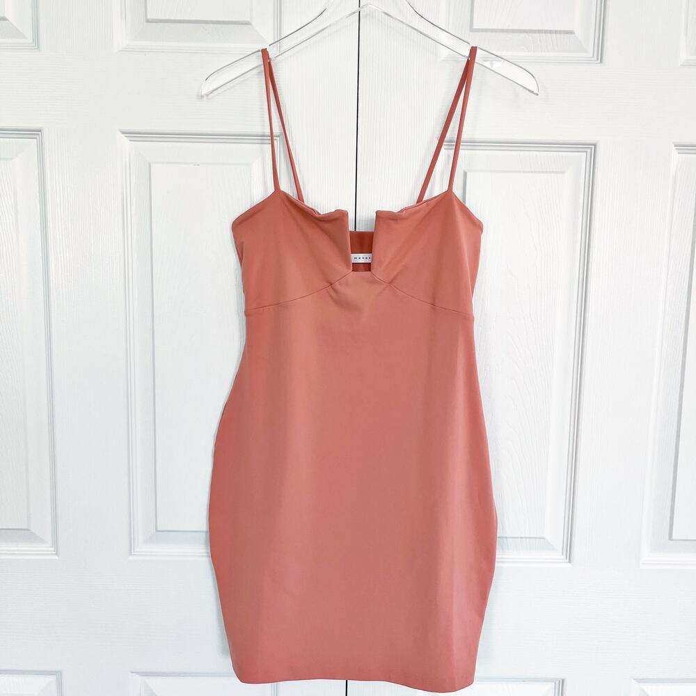 Susana Monaco Pebble Weave Wire Bust Bodycon Mini Dress in Blush